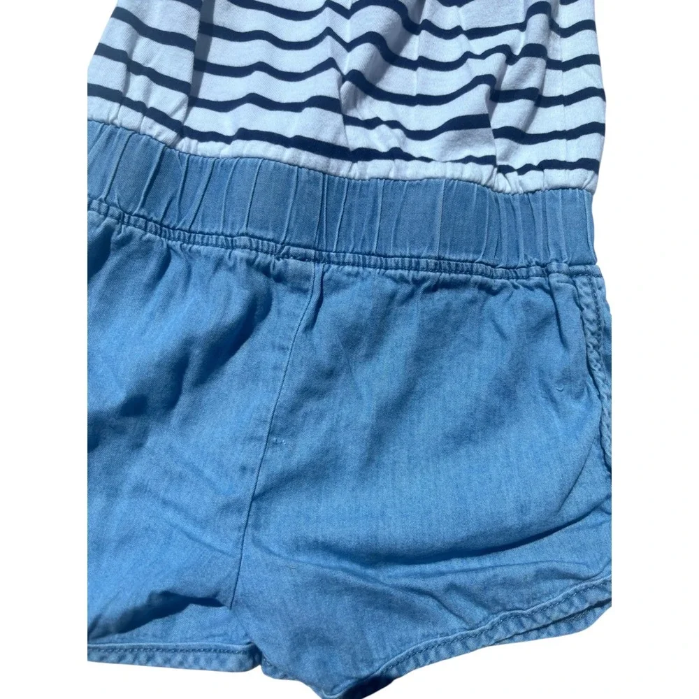 OshKosh B'gosh Romper Toddler 2T Blue White Excellent Striped Ruffle Chambray‎